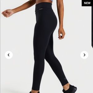 Whitney x Gymshark leggings black size small NWT